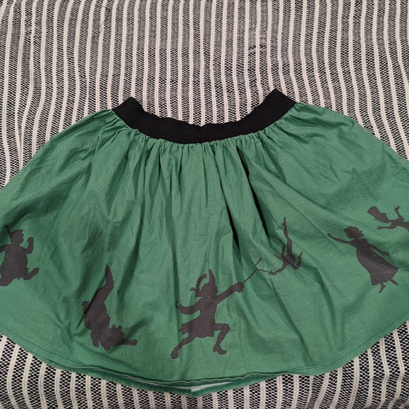 Peter Pan, Neverland, inspired circle skirt with pockets, around XL - Picture 3 of 11